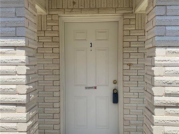 2nd image of 1811 Villa Linda Ave #3