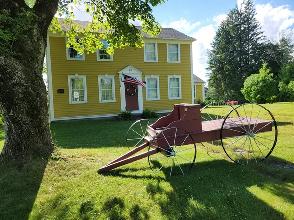 58 Main St, Charlton, MA 01507