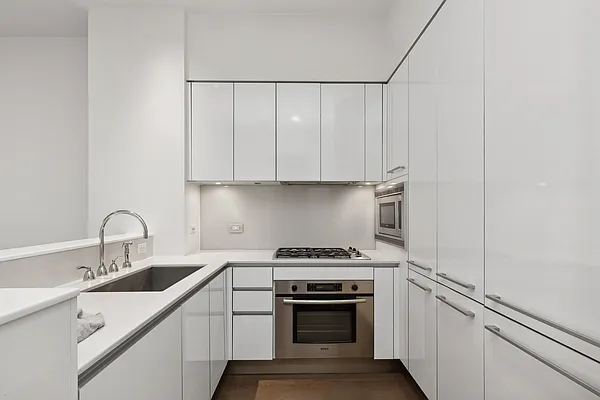 Rented by Corcoran | media 2