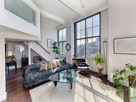 2nd image of 111 4th Ave APT 7E