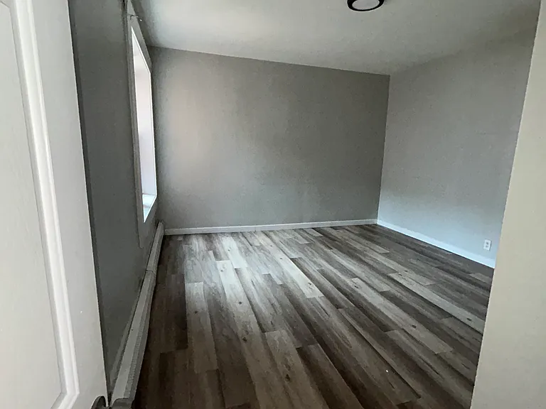 44 12th Ave #2B — Photo 6