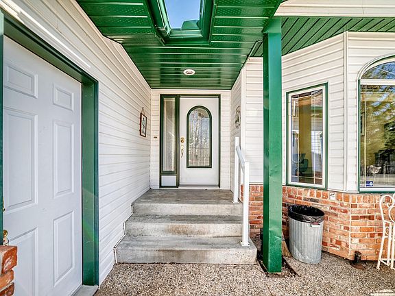 3rd image of 52245 Range Rd #225-7