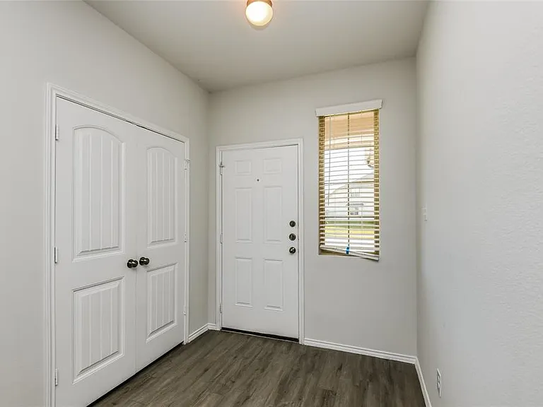 8317 Camellia Tree Ct #8317 — Photo 16