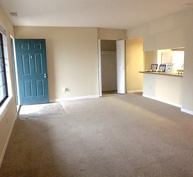 Stone Pointe Village — Photo 36