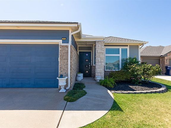3rd image of 3509 Upland Ridge Dr