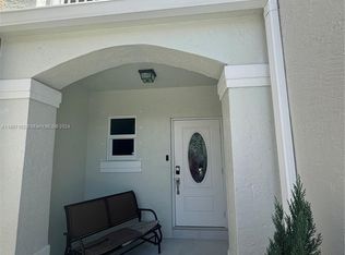 8671 SW 158th Pl, Miami, FL 33193