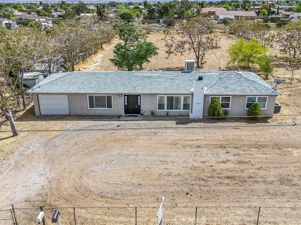 9047 10th Ave, Hesperia, CA 92345