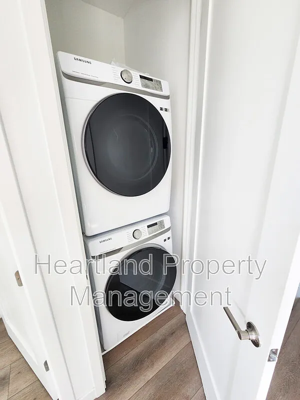 1 bed, 1.0 bath, $2,750 — Photo 4