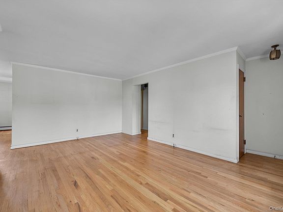 3rd image of 36 Barrington Street