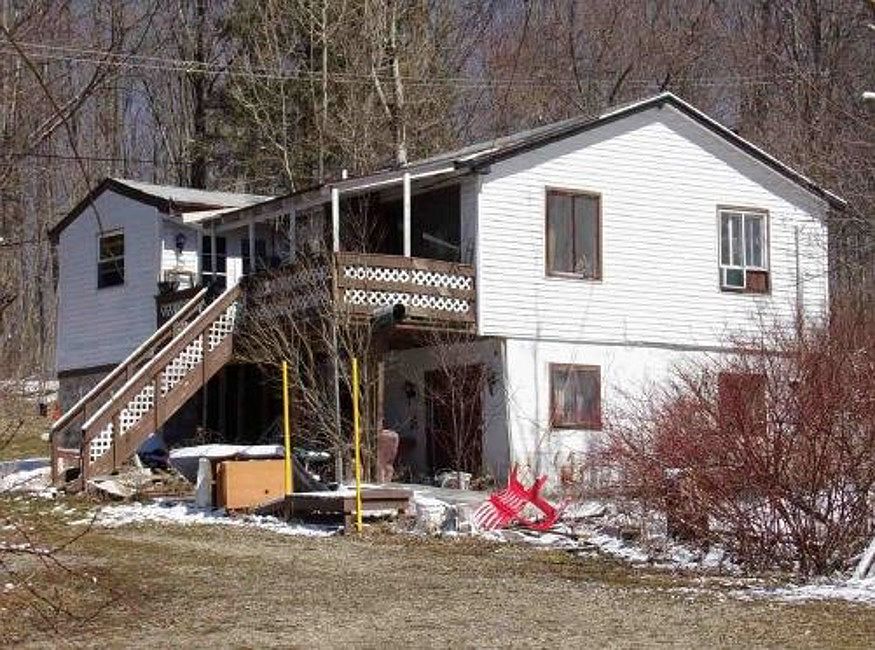 3042 S Breeze Rd, Delevan, NY 14042 Zillow
