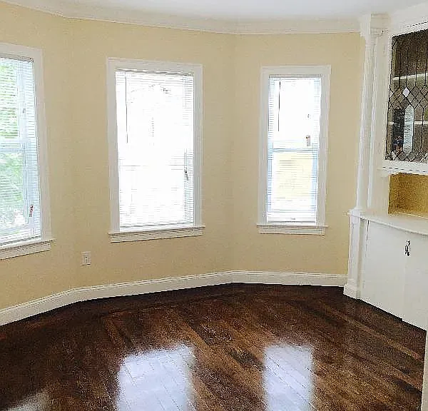 71 Walnut Park #2 — Photo 4