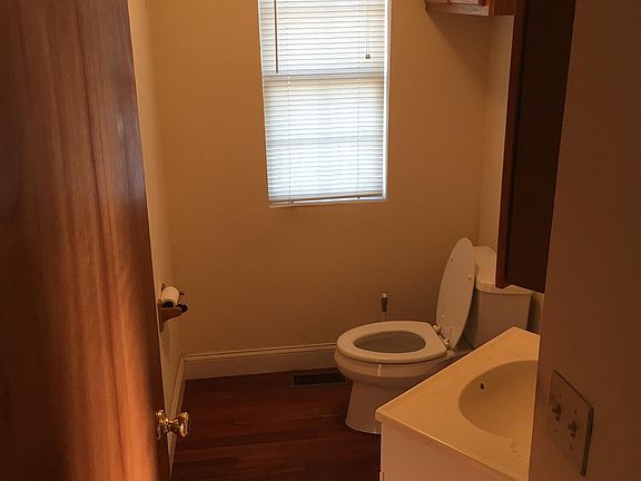 4th image of 6416 Etzel Ave