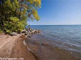 32 3rd Ave SW, Forest Lake, MN 55025