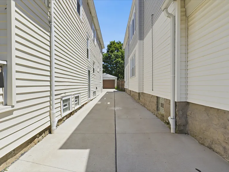 23 Norwalk Ave #2 — Photo 27