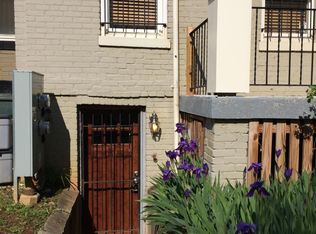 23 15th St SE APT B, Washington, DC 20003