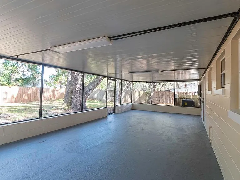 707 Wynn Dr — Photo 16