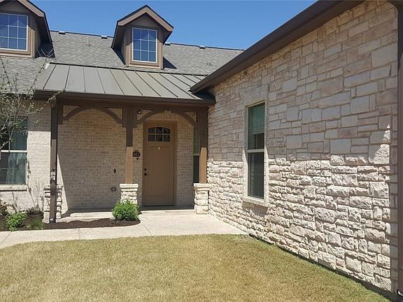 5th image of 367 Watermere Dr