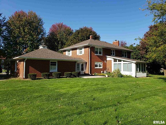 2nd image of 2485 Mulberry Ave