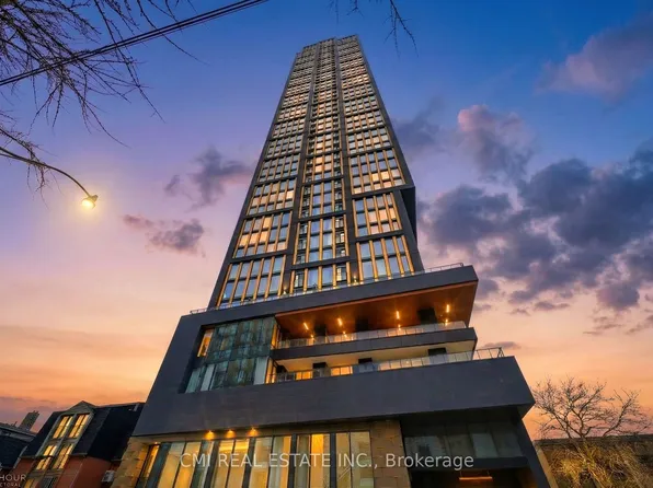 319 Jarvis St #3207, Toronto, ON M5B 2C2