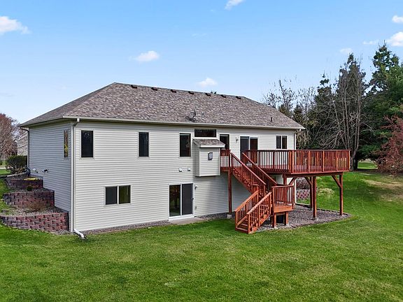 2nd image of 23352 Isanti St NE