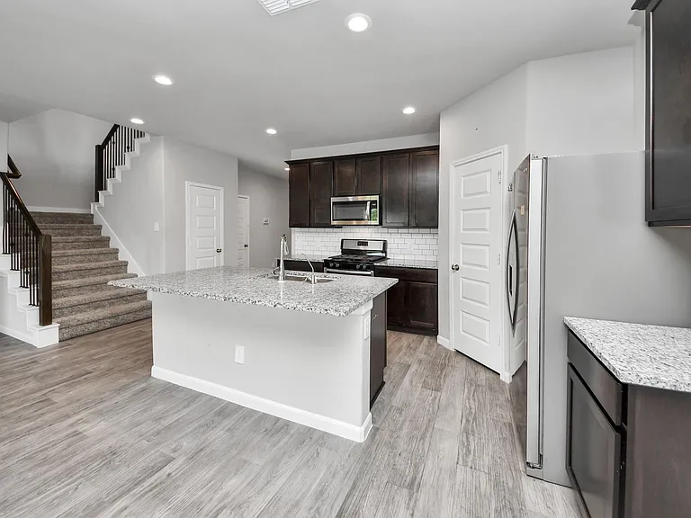 3630 Telford Ln — Photo 15