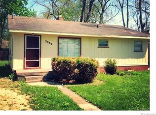 3030 Raywood St, Flint, MI 48504