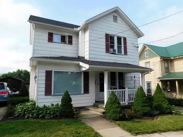 212 Jackson Ave #8, Warren, PA 16365