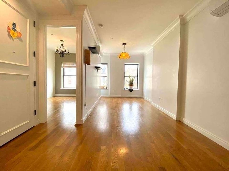 1st image of 1245 Dean St #4