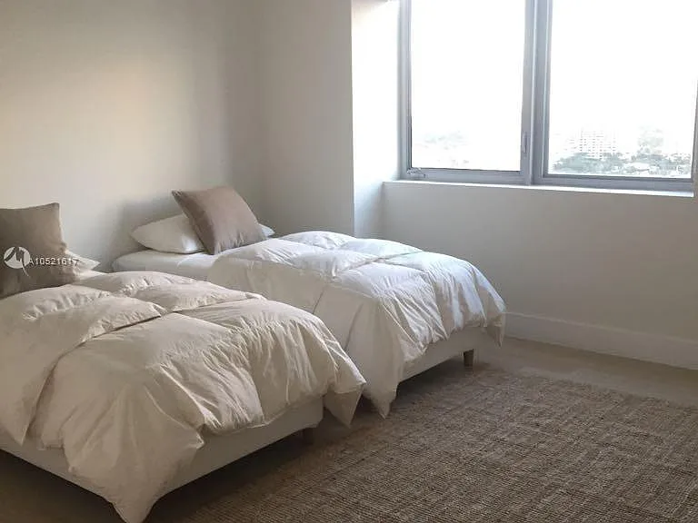 2600 E Hallandale Beach Blvd #2202 — Photo 15