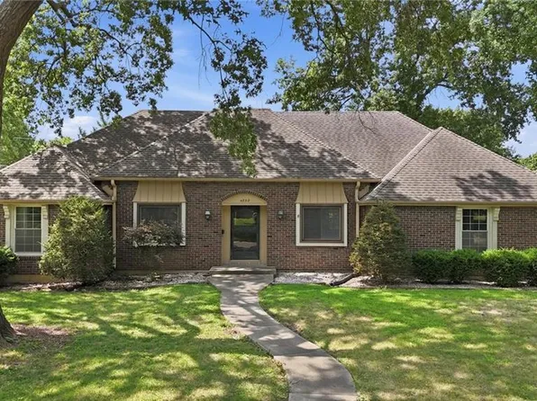 4332 S Dover Ave, Independence, MO 64055