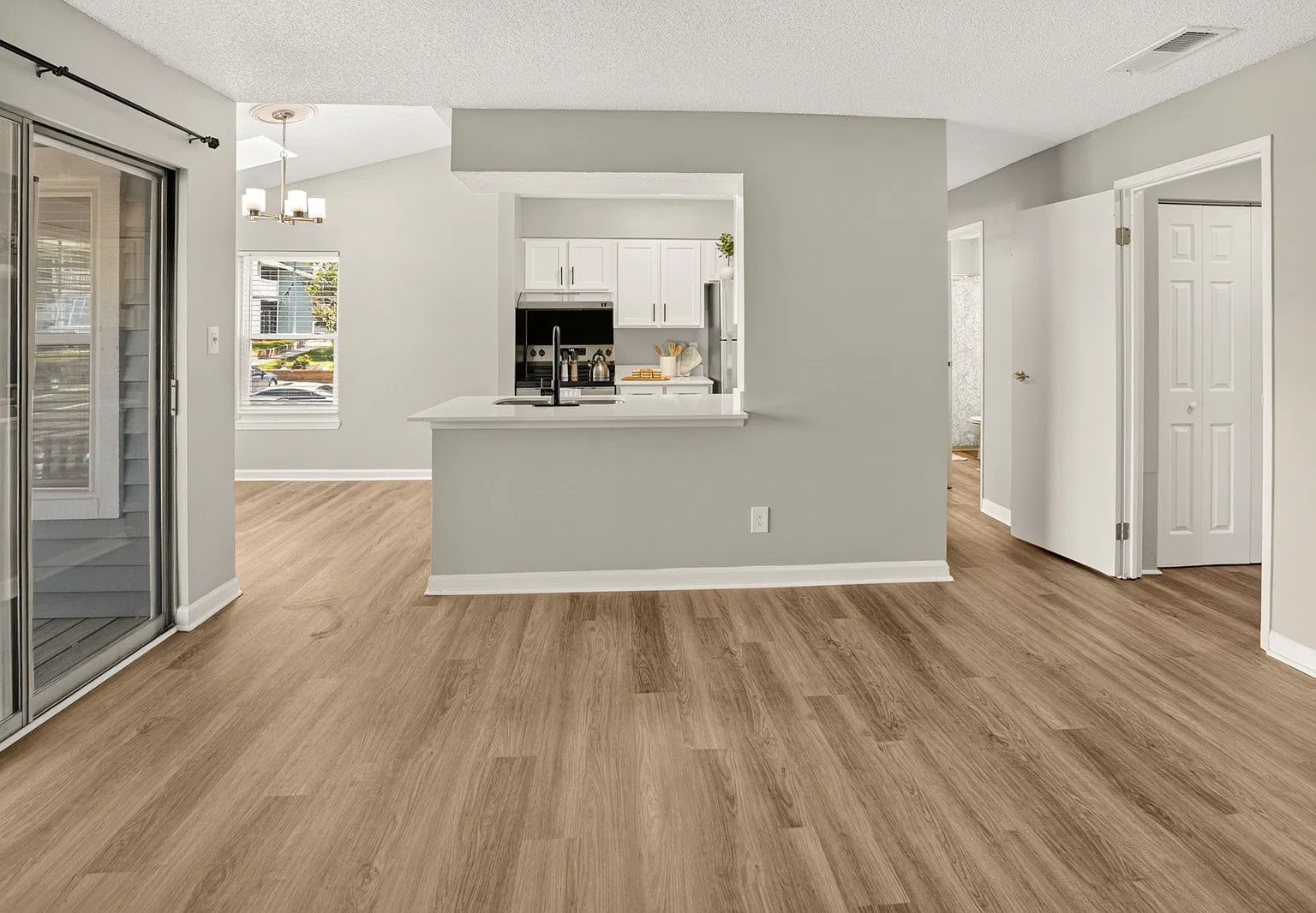 Springhouse Apartments — Photo 2