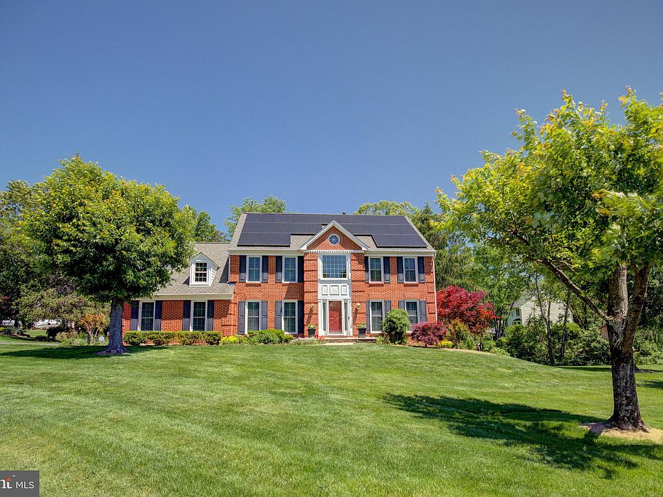 1st image of 15062 Brown Post Ln