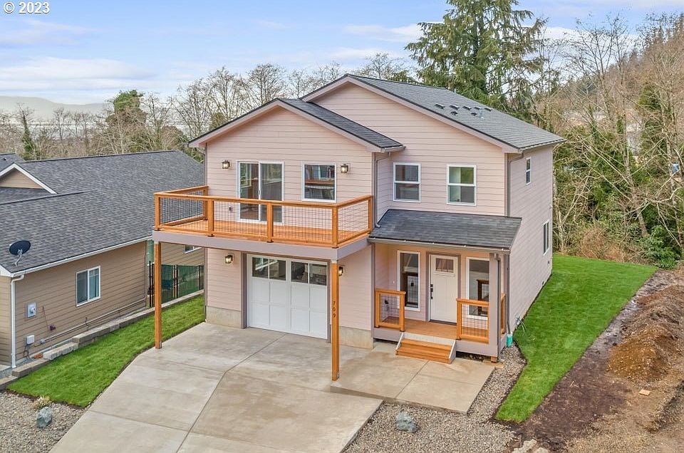 709 Vine Maple Ln, Garibaldi, OR 97118 MLS 23394303 Zillow