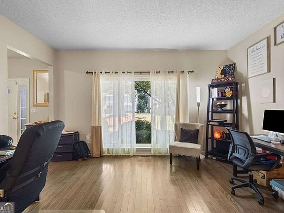 5th image of 2555 Kingsbrooke Ln
