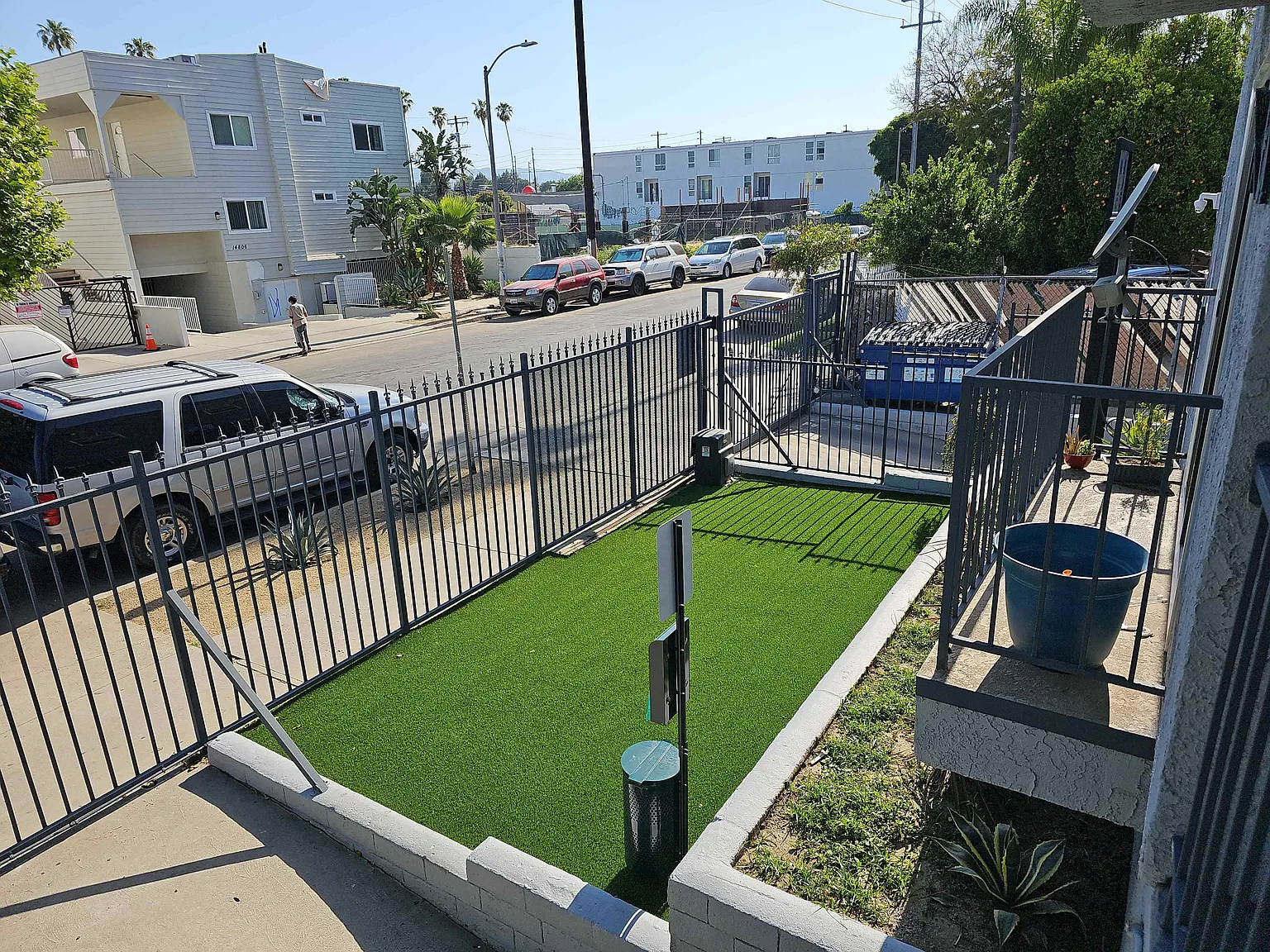 2 bed, $2,295 — Photo 3