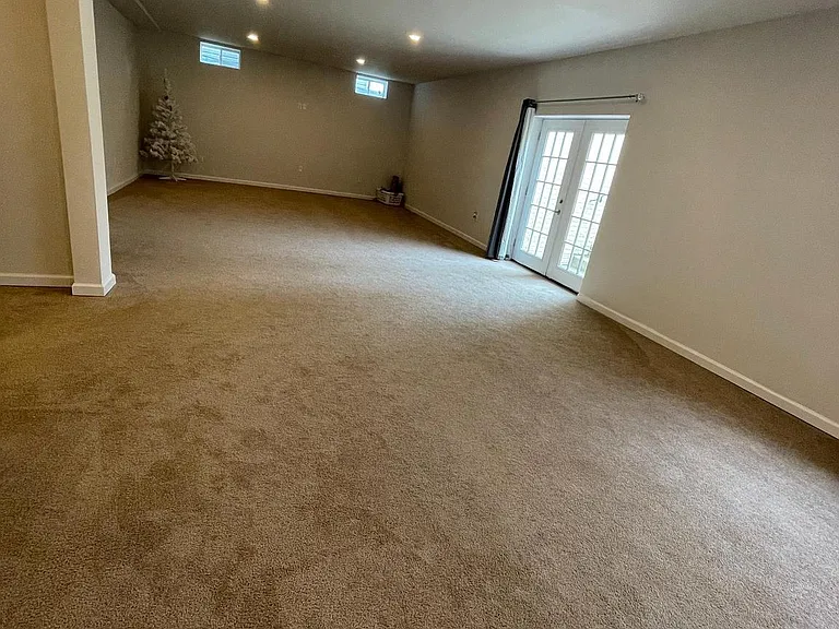 1728 Hudgins Farm Cir — Photo 41