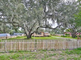 13804 Hillcrest Dr, Riverview, FL 33569