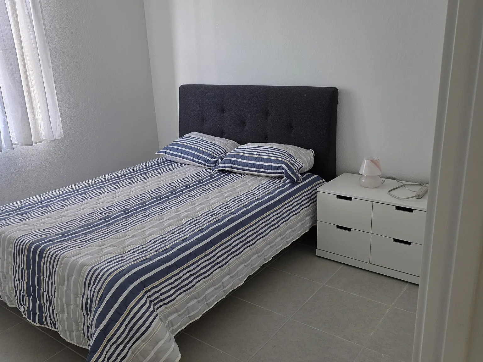 2 bed, 760 sqft, $2,350 — Photo 4
