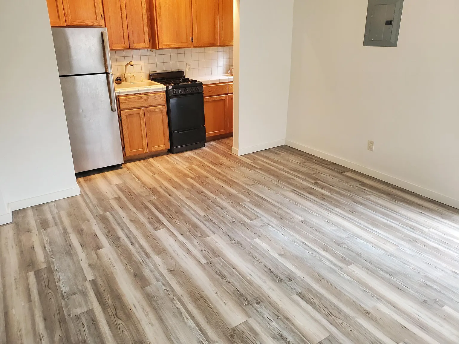 1 bed, 550 sqft, $1,650 — Photo 4