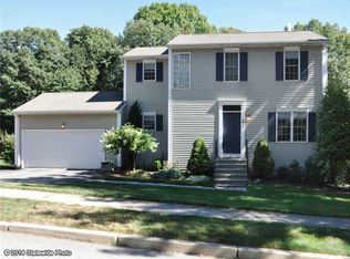 18 Walker Ln, Coventry, RI 02816