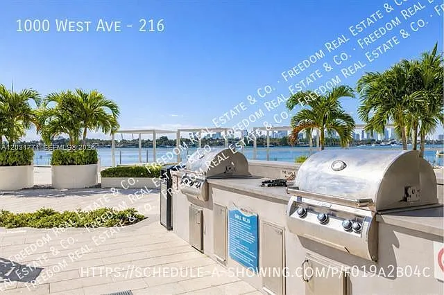 1000 West Ave #216 — Photo 4