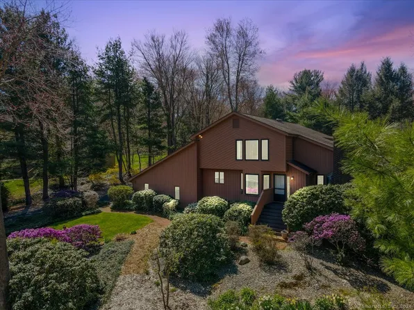 58 Huntingridge Drive, Glastonbury, CT 06073