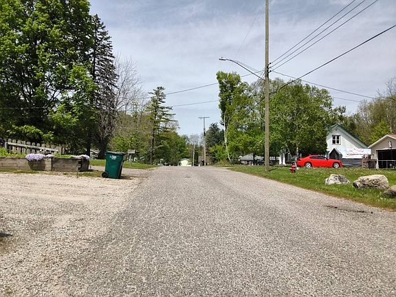 5th image of 1737 Willoughby Rd
