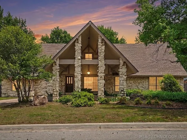 105 Mockingbird Ln, Skiatook, OK 74070