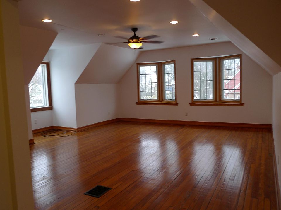 1st image of 289 Highland Ave APT 3