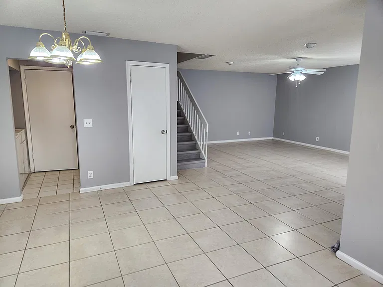 1749 N Congress Ave #C — Photo 6
