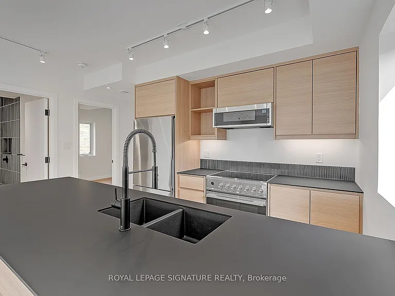 1254 Davenport Rd #4 — Photo 9