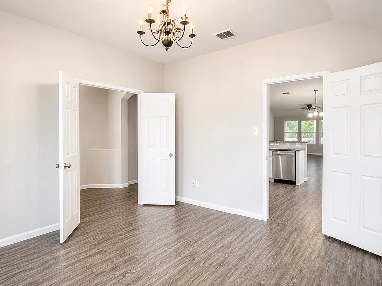 1745 Duck Cove Dr — Photo 12