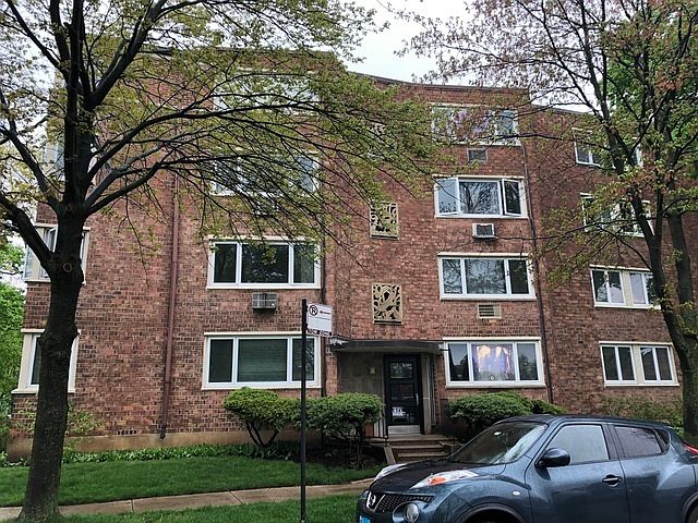 1st image of 1922 W Norwood St #3B