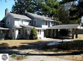 7522 W Glenmere Rd, Empire, MI 49630